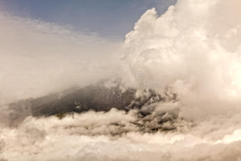 伊朗西南部输气管道爆炸致5死6伤‘kycom’