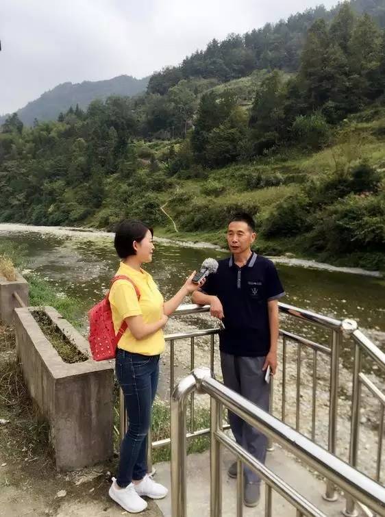 “kycom”
【身边事】克拉玛依市开展教育信息化教学应用实践配合体交流运动(图1)