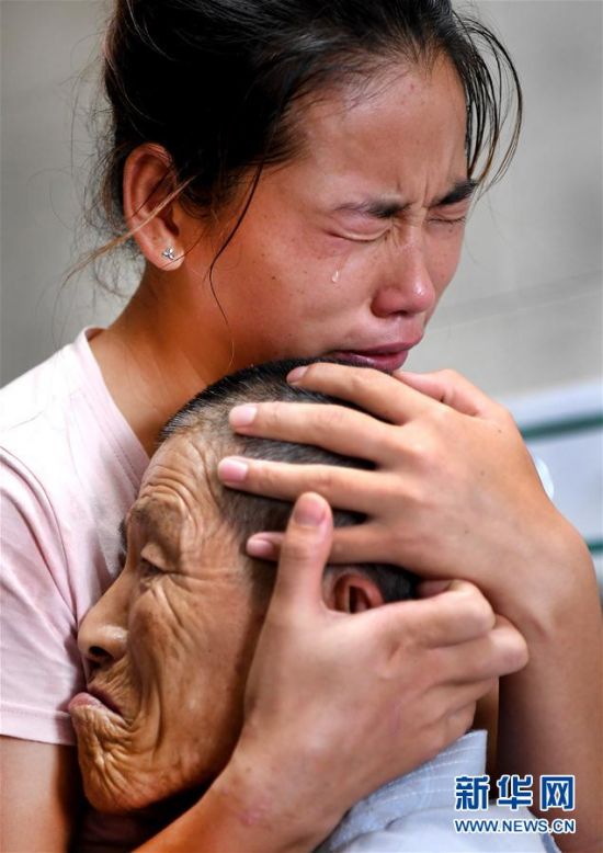 KY.COM-用“水的记忆”反思上海(图2) KY.COM-用“水的记忆”反思上海(图2)